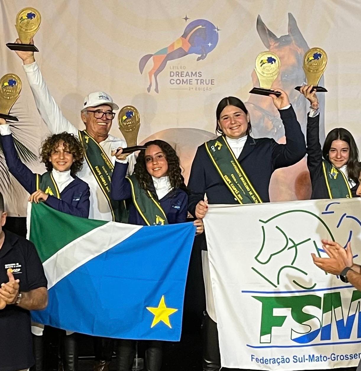 Equipe da FSMH é Campeã Brasileira - Série 80cm